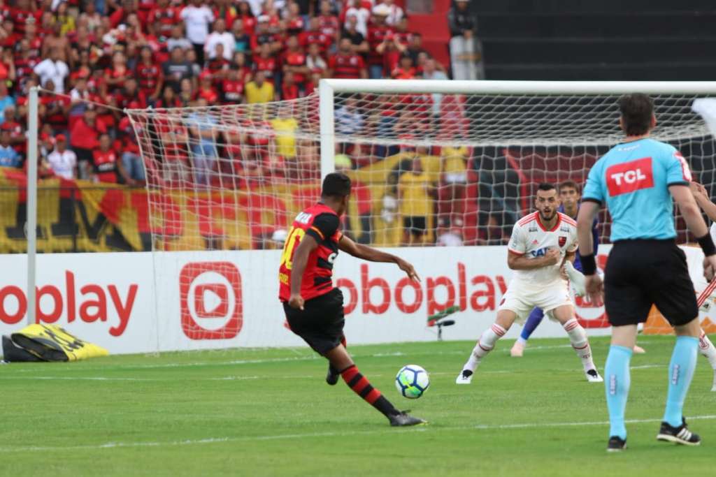 Milton Mendes define o Sport, mas mantém dúvida no meio de campo