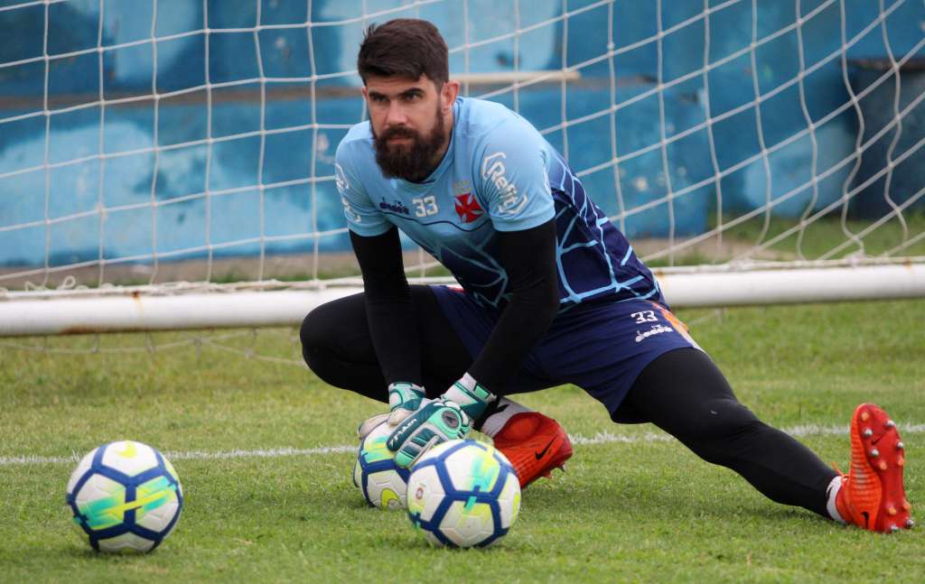 O goleiro Fernando Miguel espera uma partida angustiante diante do Ceará neste domingo