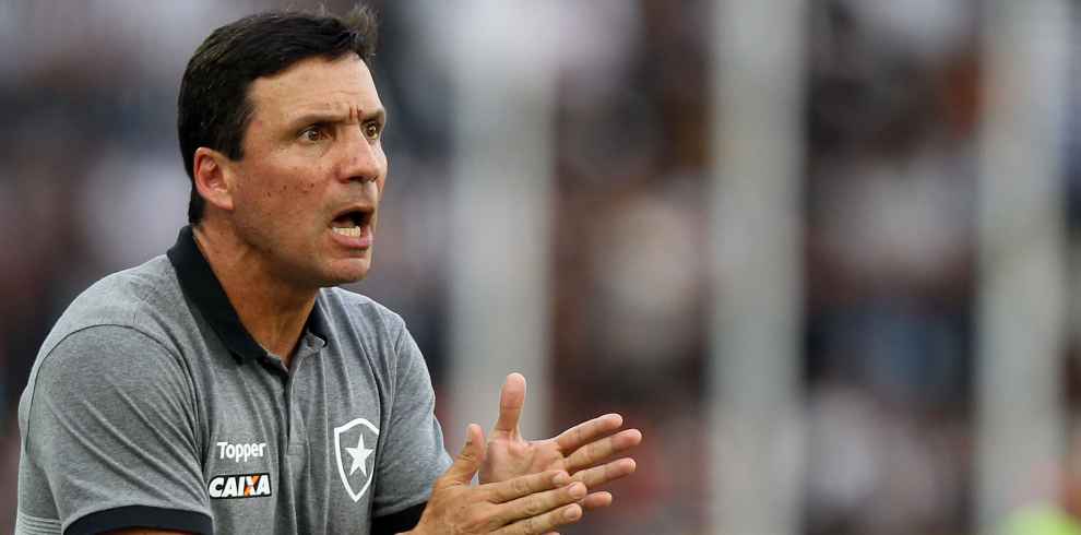 Cheio de baixas, Botafogo faz último treino do ano antes de pegar o Atlético-MG