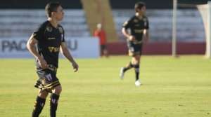 Botafogo-SP repatria meia, confirma goleiro e deve renovar com atacante