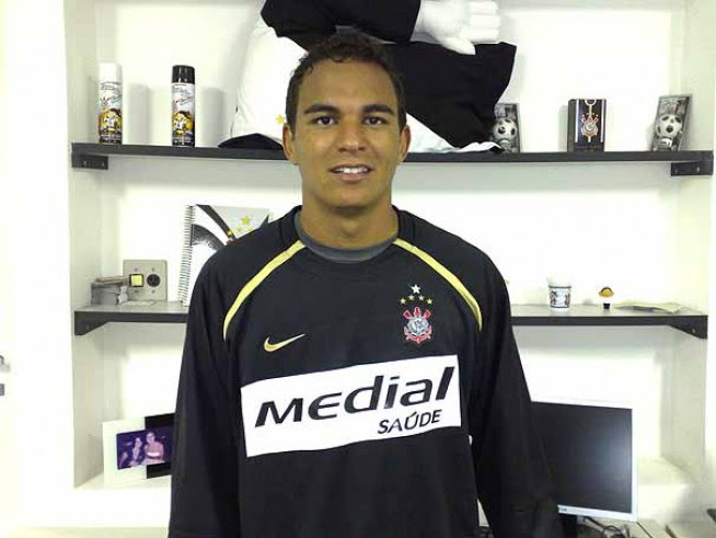 Sul-Mato-Grossense: Ex-jogador do Corinthians leva time desconhecido ao acesso