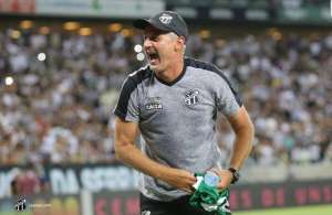 Fechado! Ceará renova Lisca que ganha busto após virar sócio-vitalício