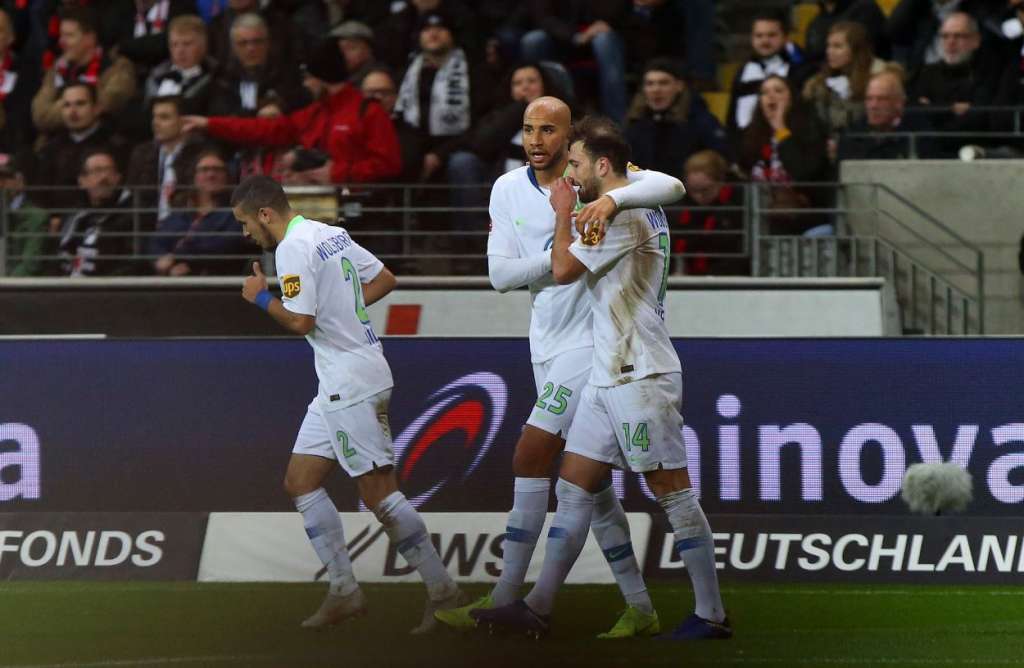 O Wolfsburg venceu o Eintracht Frankfurt, fora de casa, neste domingo