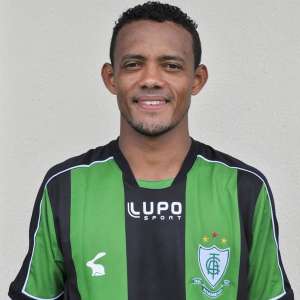 Possível escalação irregular pode tirar o acesso de time na Série B. Entenda!