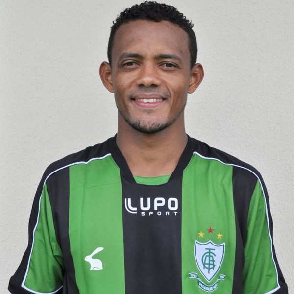 Possível escalação irregular pode tirar o acesso de time na Série B. Entenda!