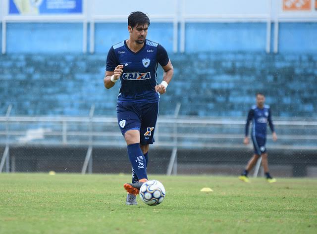 ​Série B: Zagueiro do Londrina destaca segundo semestre positivo pelo clube