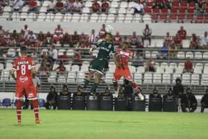 Alagoano: Volante titular do CRB celebra ano pelo clube