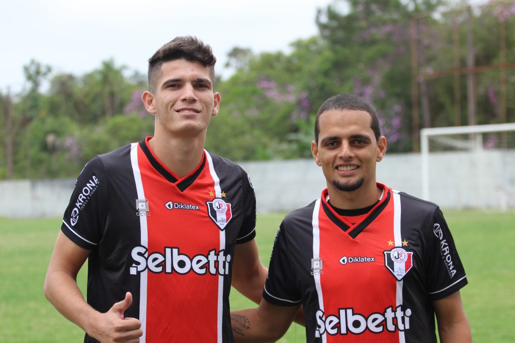 Catarinense: Joinville acerta com volante ex-Salgueiro e zagueiro ex-Flamengo-PE