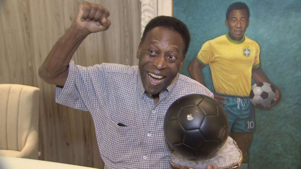 Em parceria com clube do Rio, Pelé vai inaugurar academia de futebol