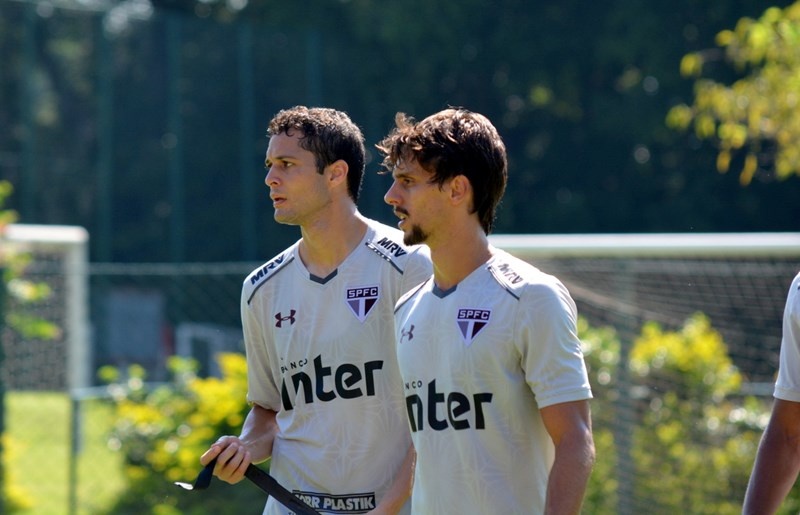 Diretoria do Fortaleza nega interesse em Anderson Martins, zagueiro do São Paulo