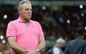 Podendo perder Felipão, Palmeiras entra na briga com Santos e Fla por treinador