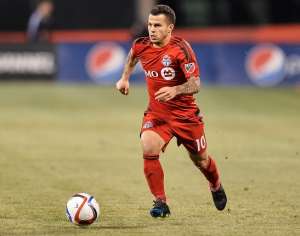 Torcida do Vasco pede a contratação de meia italiano amigo de Maxi López