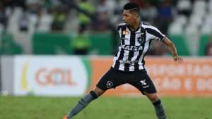 Palmeiras descarta emprestar atacante e deve assinar com volante do Botafogo por 5 anos