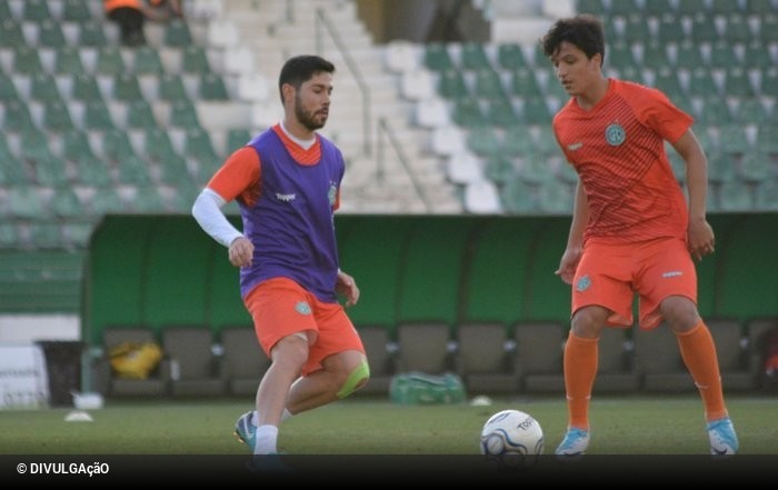 Paranaense: Operário contrata dois e mira meia que estava no Guarani