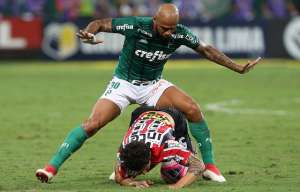 Galatasaray demonstra interesse e Felipe Melo pode deixar o Palmeiras