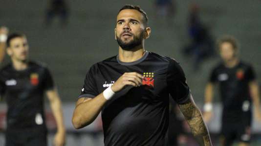 Na mira do Corinthians, Leandro Castán diz que já definiu futuro