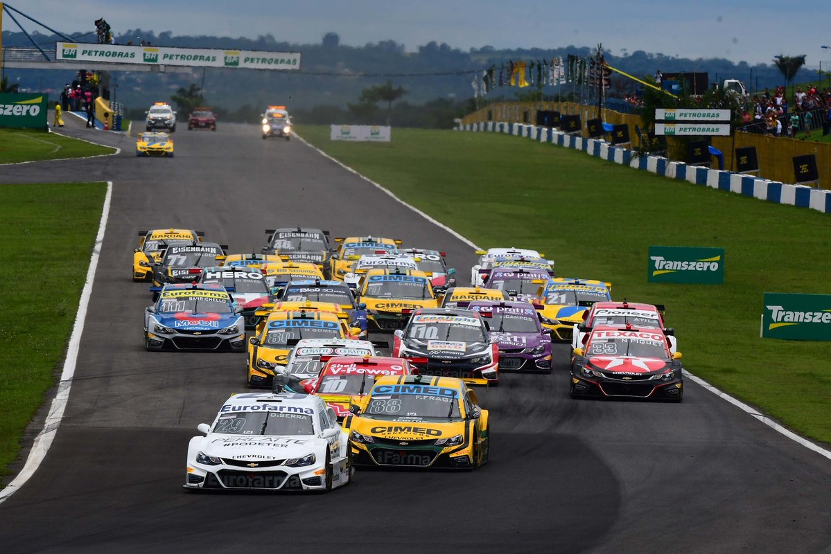 Stock Car: Em Interlagos, o paulista Daniel Serra conquista o bicampeonato