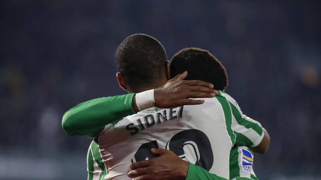 ESPANHOL: Betis supera Rayo Vallecano e acirra briga pela Liga Europa