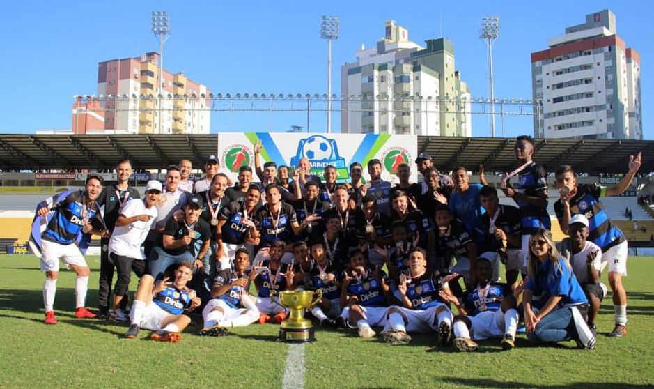 Integração com o profissional alavanca sucesso do Tubarão na base