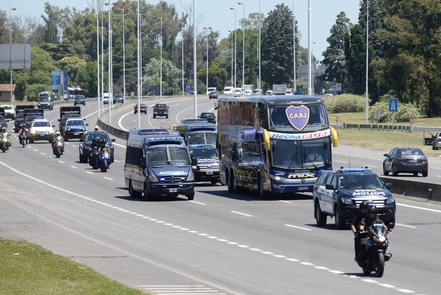 Libertadores: Boca Juniors chega à Argentina em silêncio após vice