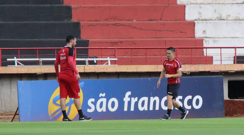 Pimentinha renova e Botafogo-SP inicia mais uma semana de pré-temporada