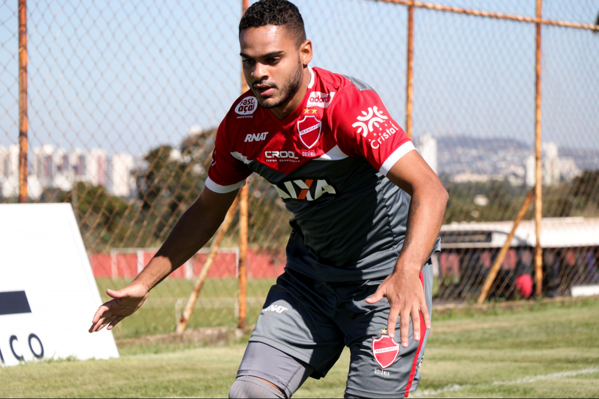 Catarinense: Indicado pelo técnico, meia do Palmeiras acerta com o Figueirense