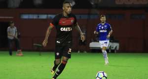 Ponte libera e Vitória deve confirmar permanência de lateral