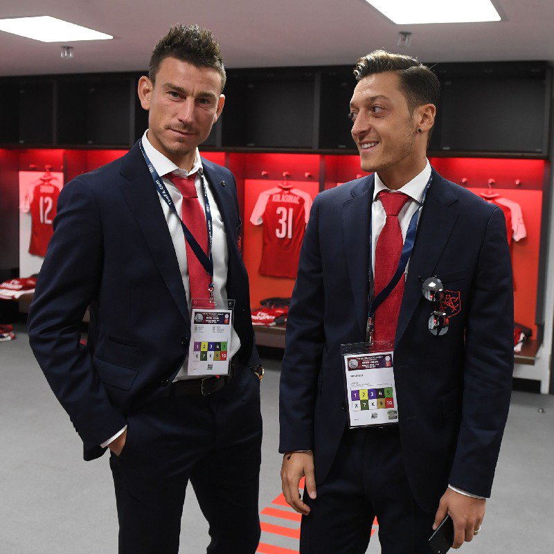 Liga Europa: Arsenal usa reservas e dá primeira chance a Koscielny na temporada