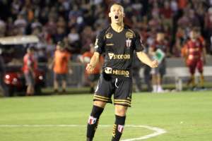 Artilheiro do Botafogo-SP, Caio Dantas é disputado por Flu e Coritiba