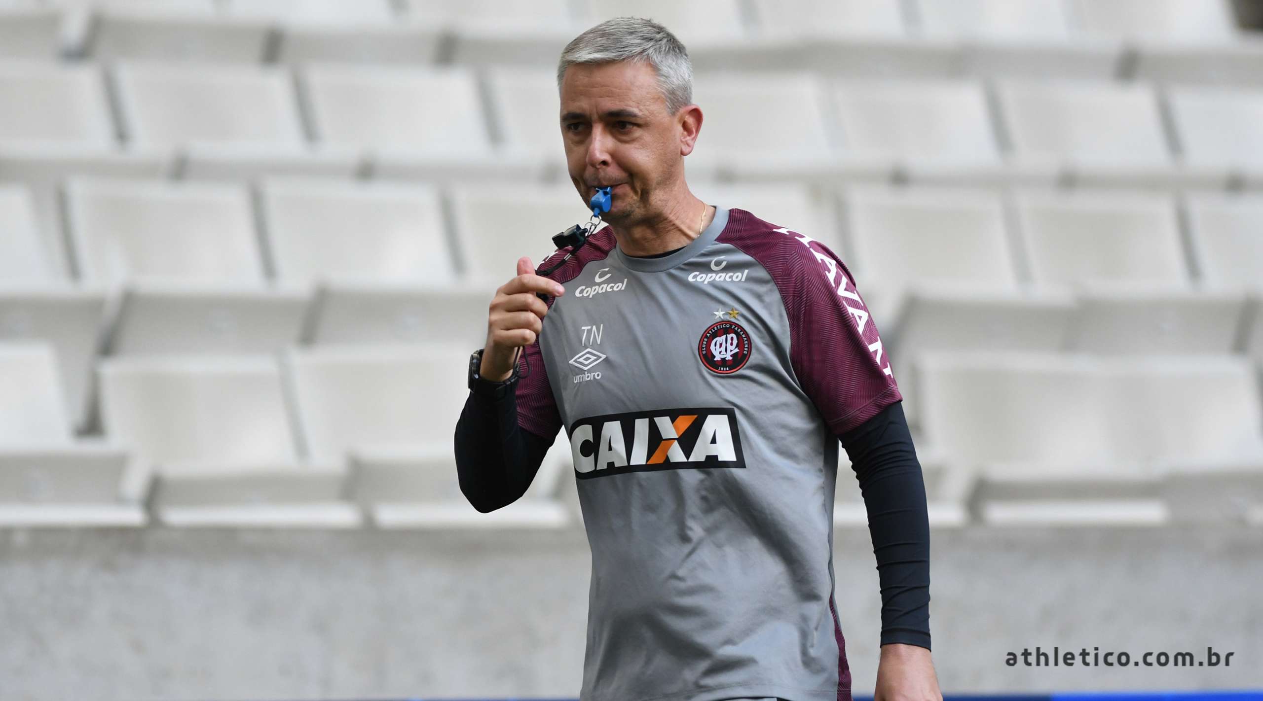 Sul-Americana: Tiago Nunes fala em noite especial para Atlético-PR e exalta a torcida