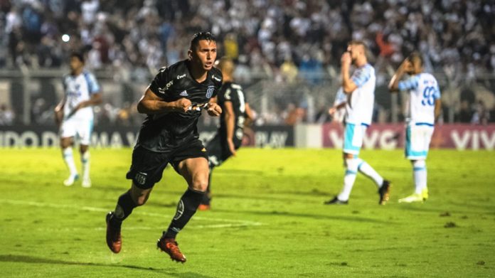 Após boa temporada pela Ponte, Danilo Barcelos encaminha acerto com o Vasco