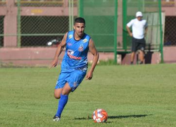 ​Paulista A2: Meia Diego Luís destaca amizade e foco do elenco do Sertãozinho