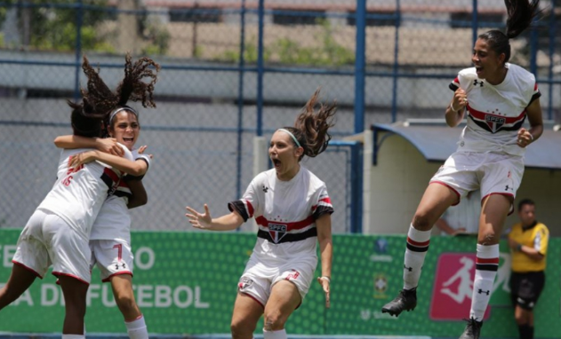 Obstinada, zagueira Lauren viaja 240 km por dia para jogar no São Paulo