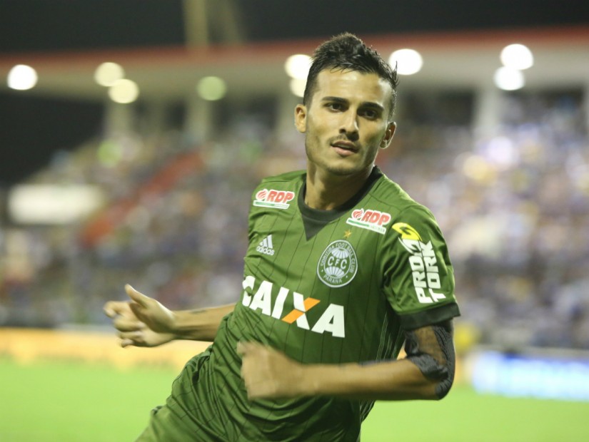 Destaque do Coritiba, Guilherme Parede desperta interesse de Fluminense e Internacional