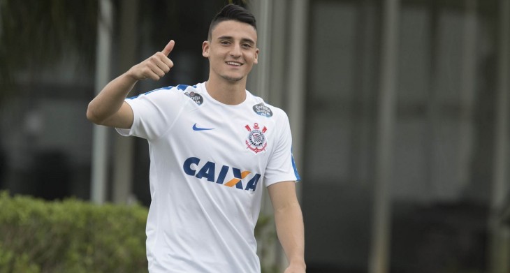 Ponte Preta dá chapéu no Guarani e contrata volante Mantuan, do Corinthians