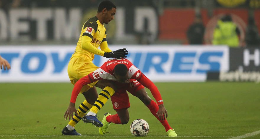ALEMÃO: Dortmund perde a primeira e vê vantagem na liderança cair para 6 pontos