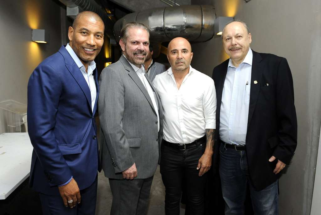 Presidente da FPF prestígia apresentação de novo ténico do Santos no Museu do Futebol 2 0002050360272 img