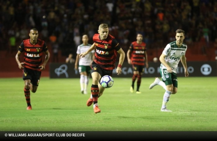 Goiano: Goiás se aproxima de acerto com meia do Corinthians