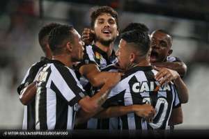 Atlético-MG sobe a proposta e deve contratar Igor Rabello, zagueiro do Botafogo