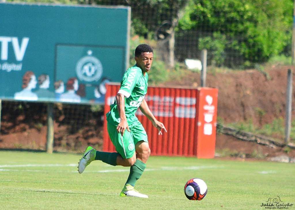 Fotos: Divulgação/Julia Galvão