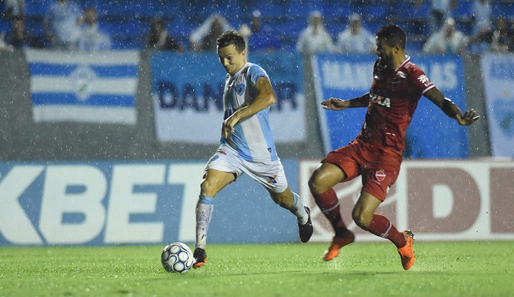 Mesmo aos 35 anos de idade, Dagoberto foi o artilheiro da Série B com 17 gols