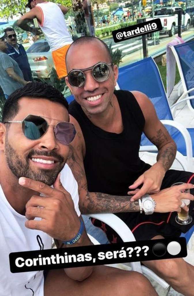 Paulistão: Diego Tardelli diz que pretende seguir no exterior e esfria interesse do Corinthians — Foto: Reprodução do Instagram 