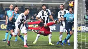 ITALIANO: CR7 sai do banco para garantir empate da Juventus contra a Atalanta