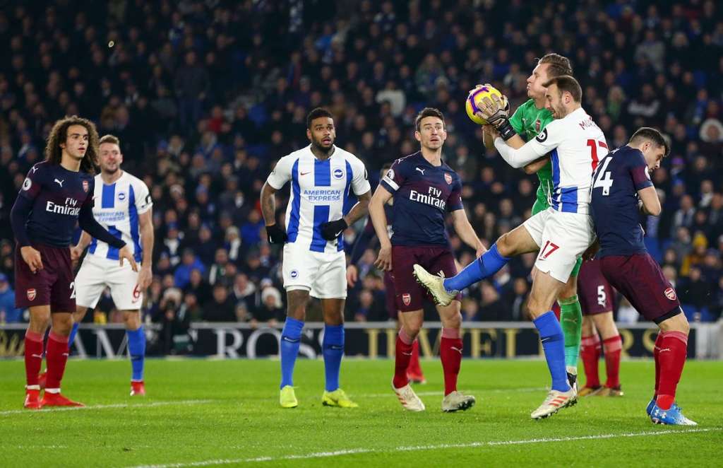 INGLÊS: Arsenal empata com Brighton e pode fechar turno atrás do Chelsea