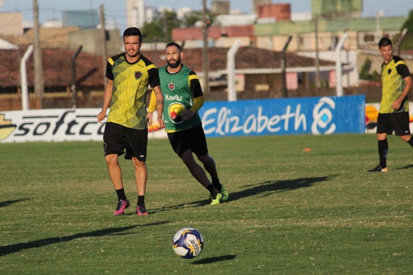 Botafogo-PB reforça categorias de base com experiente empresário