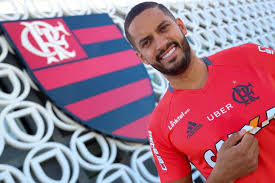 Gaúcho: Técnico do Grêmio, Renato Gaúcho confirma acerta com volante Romulo