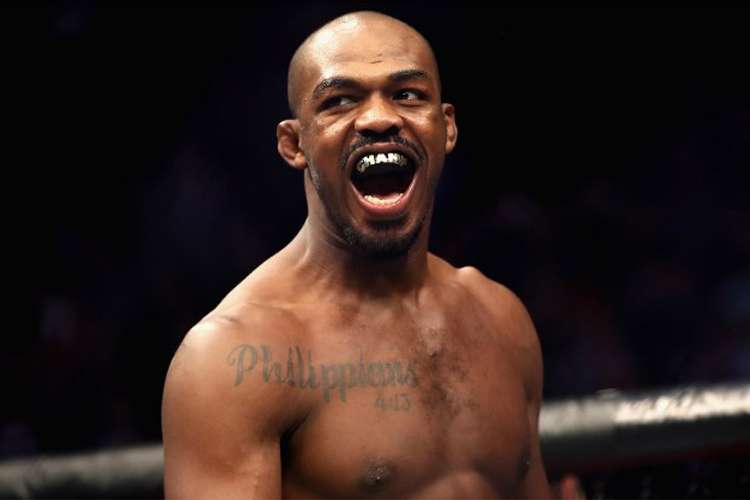 UFC: Jon Jones derrota Gustafsson e reconquista o cinturão dos meio-pesados