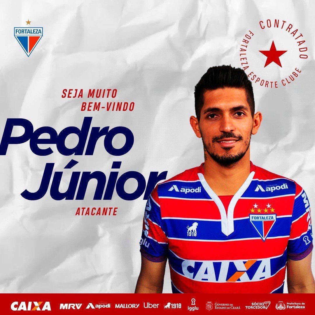 Rivais, Ceará e Fortaleza anunciam reforços para a próxima temporada