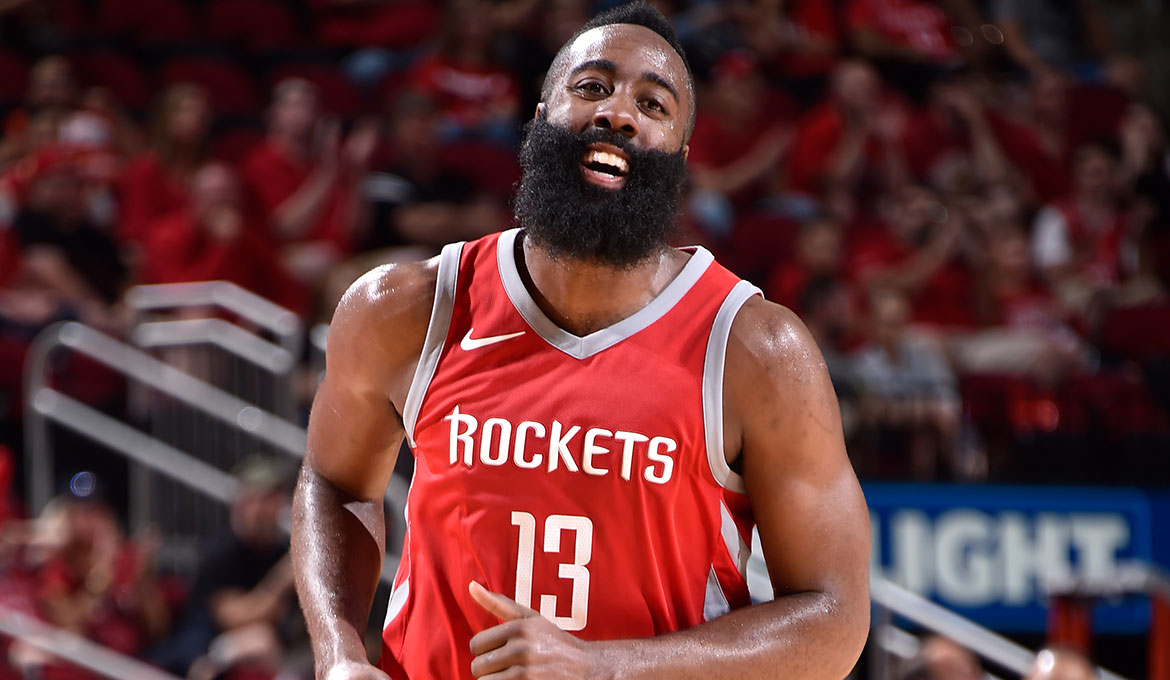 Basquete: Harden faz 43 pontos, pega 10 rebotes e dá 13 assistências na vitória do Houston