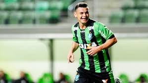 Baiano: Vitória acerta troca de lateral por meio-campista do Coritiba